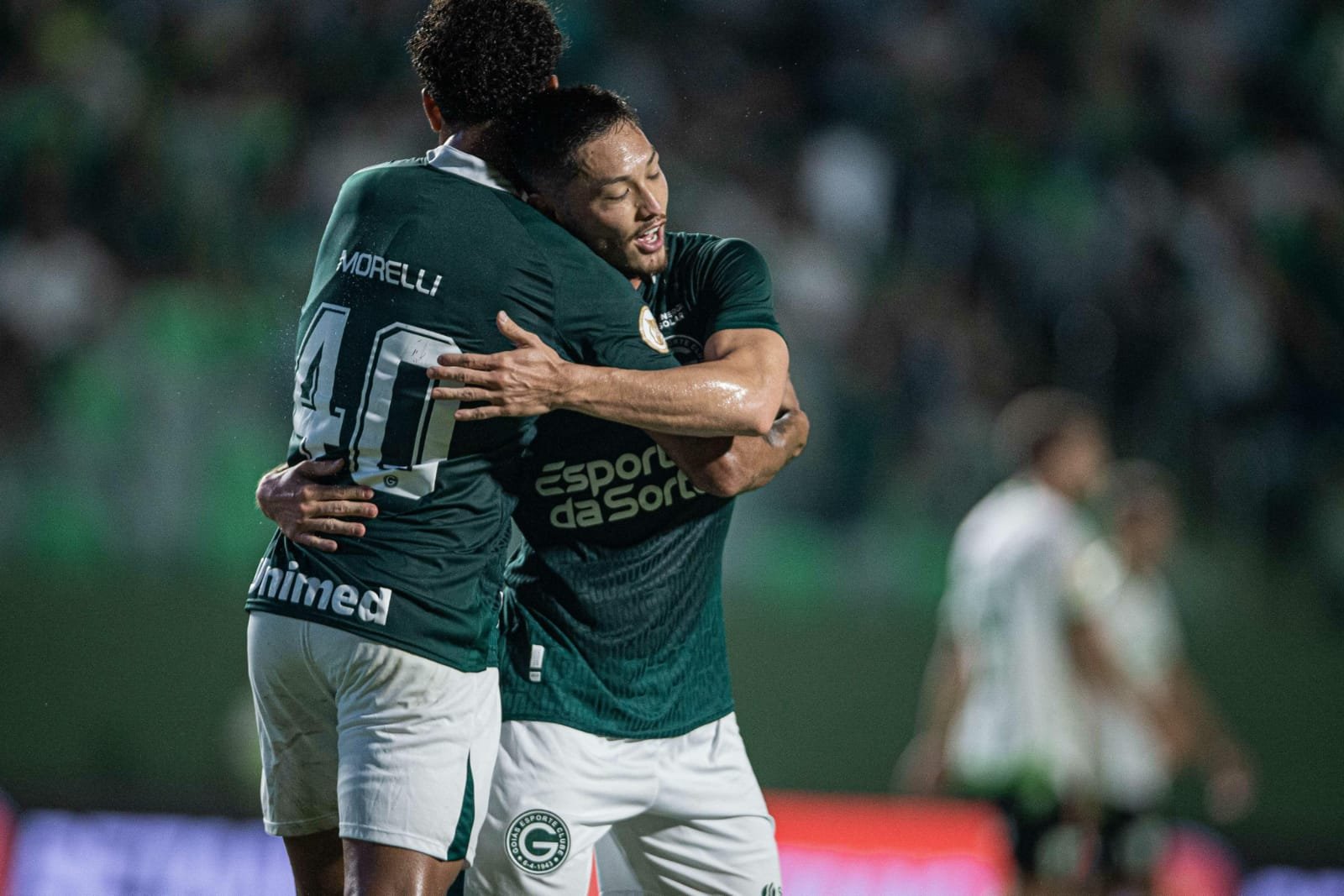 Em jogo dramático, Santos vence Coritiba e sai do Z-4