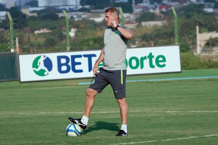 Andrino e Paciello falam sobre atual conjuntura do Goiás e garantem permanência de Vagner Mancini