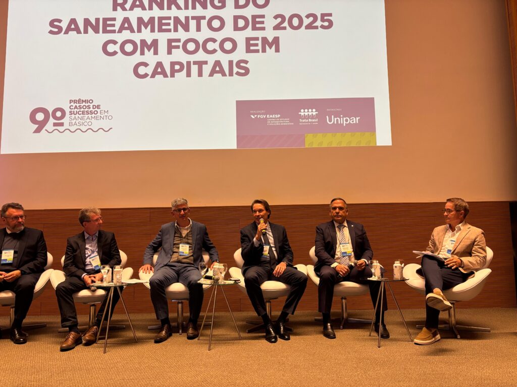Prefeito Sandro Mabel participa de entrega do 9º Prêmio Casos de Sucesso em Saneamento Básico: Goiânia é premiada como capital destaque no Ranking do Saneamento 2025 Foto:Divulgação)